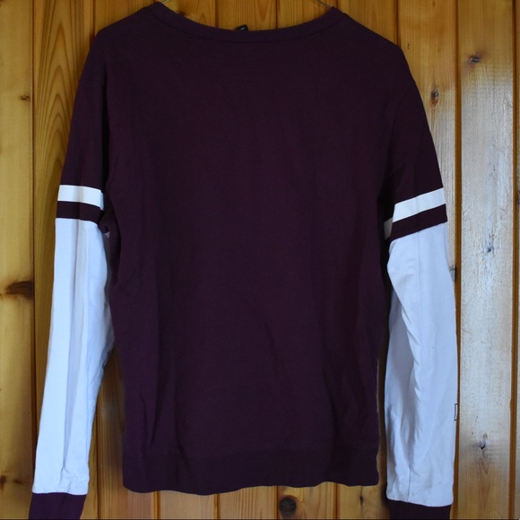 Nice maroon and white “78” long sleeve from H&M - Picture 3 of 4